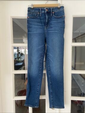 Madewell Stovepipe Straight-Leg Jeans in Deep Blue Wash